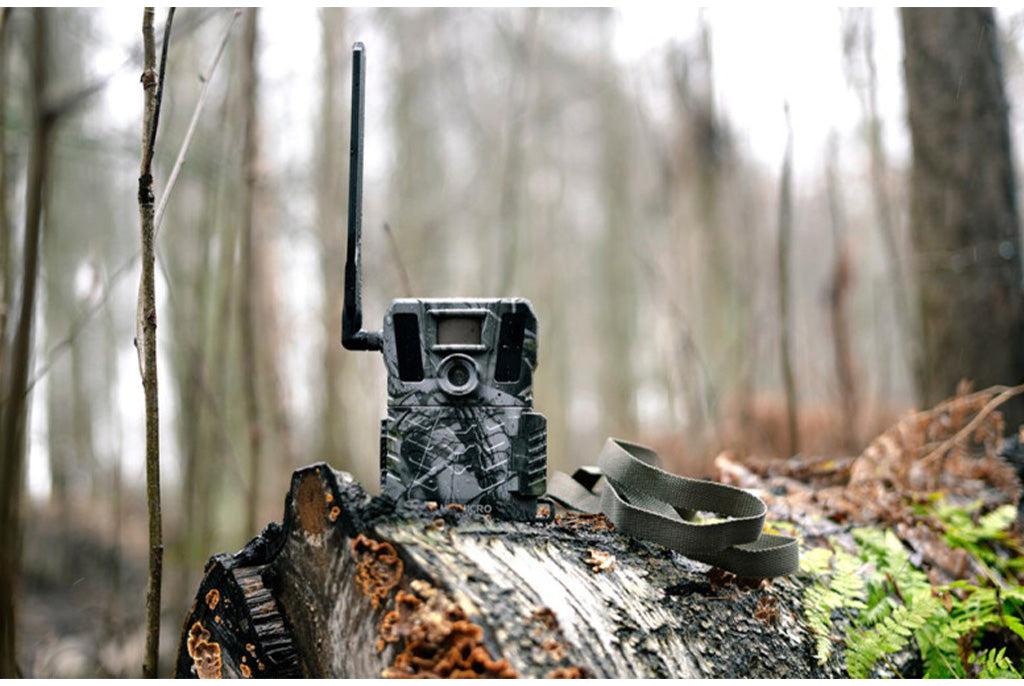 HikMicro M15 Wildlife Camera 4G Enabled