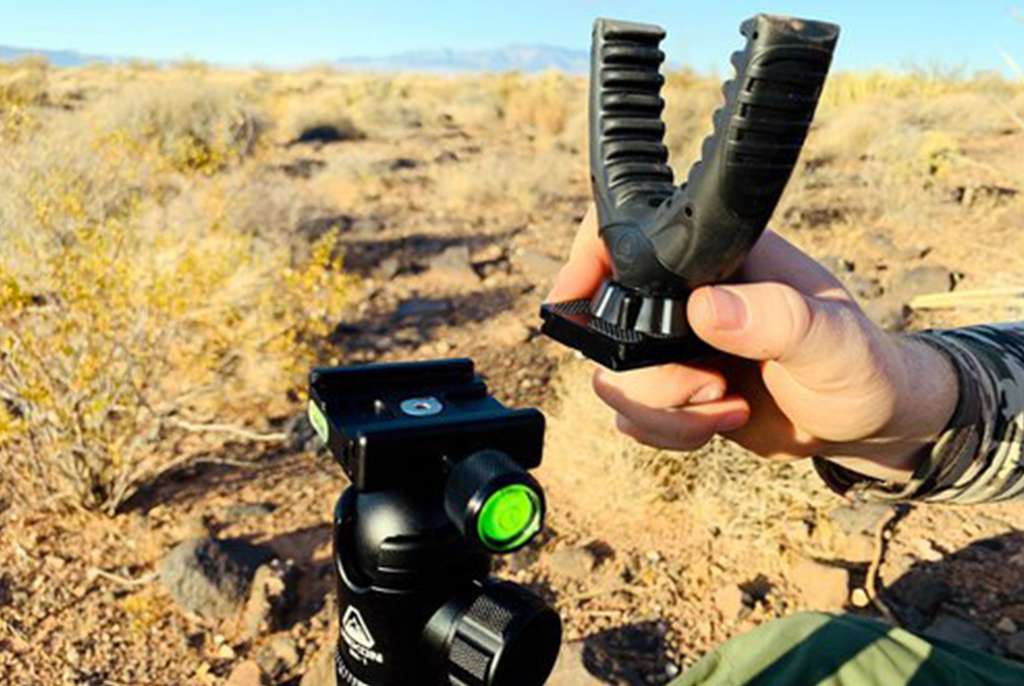 Rekon Y-1 Shooting Yoke with removable Arca-Swiss adapter plate