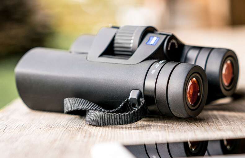 Zeiss Victory RF 8x54 Laser Rangefinder Binoculars
